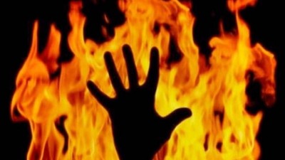 Bihar: Wife and two innocent daughters were burnt alive in a domestic dispute, husband kept watching from outside