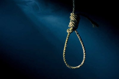woman hanged herself inside the house,know why