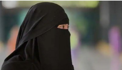 Pregnant wife given triple talaq for dowry, thrown out of house after beating, case registered