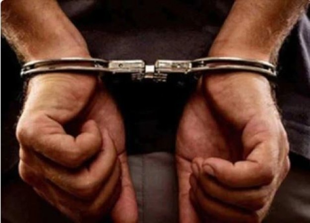 Odisha economic offences wing arrests 3 cyber criminals