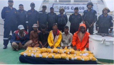 Heroin worth Rs 200 crore seized from Gujarat, 6 Pakistani smugglers arrested