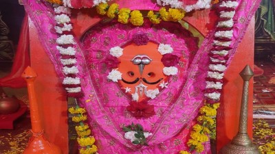 Ulte Hanuman – Upside down Idol of Lord Hanuman
