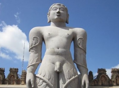 Gomateshwara Temple: Monolithic Statues