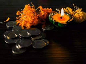 What is the history of Dhanteras?