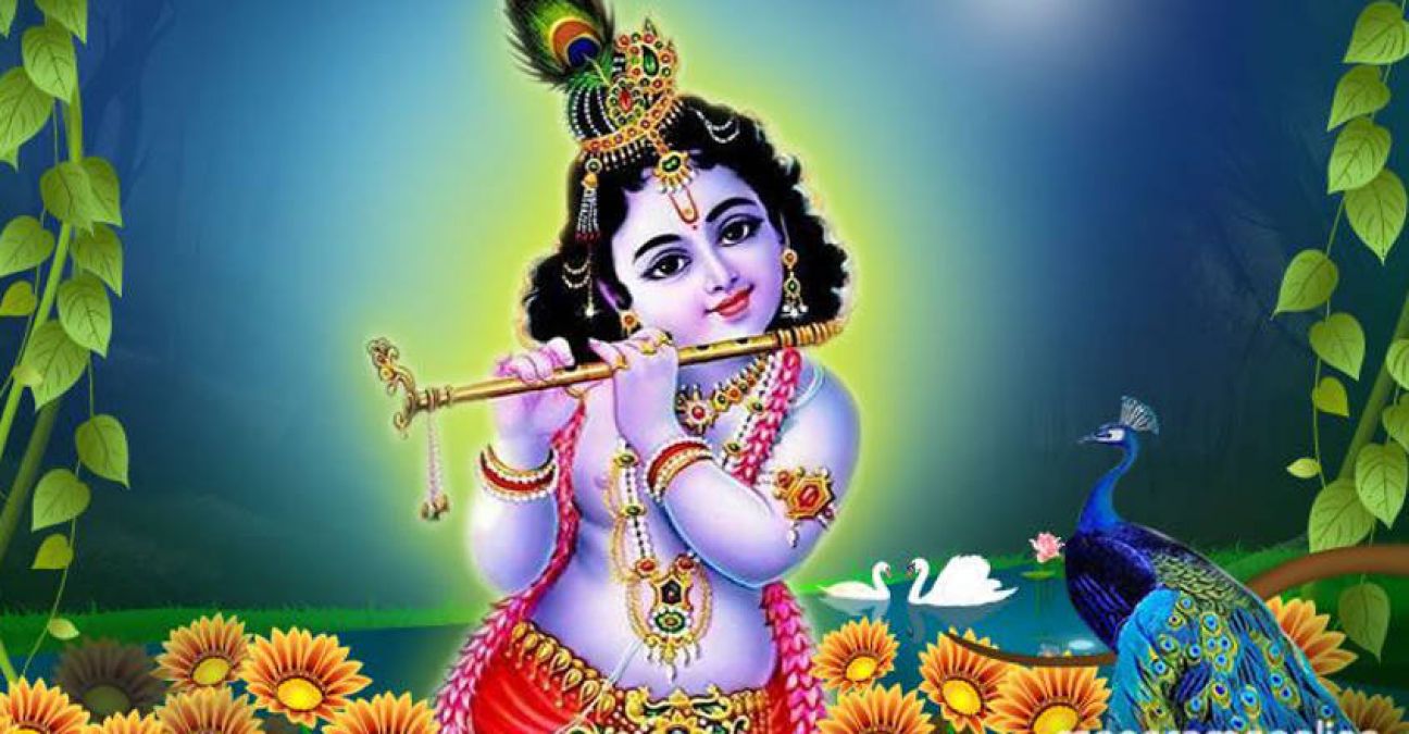 Many secrets of life are hidden in Shri Krishna&#39;s flute; read on! | NewsTrack English 1