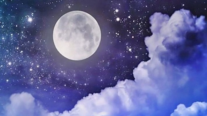 शरद पूर्णिमा : चन्द्रमा की किरणों के मध्य क्यों रखी जाती है खीर, जानिए कारण ?