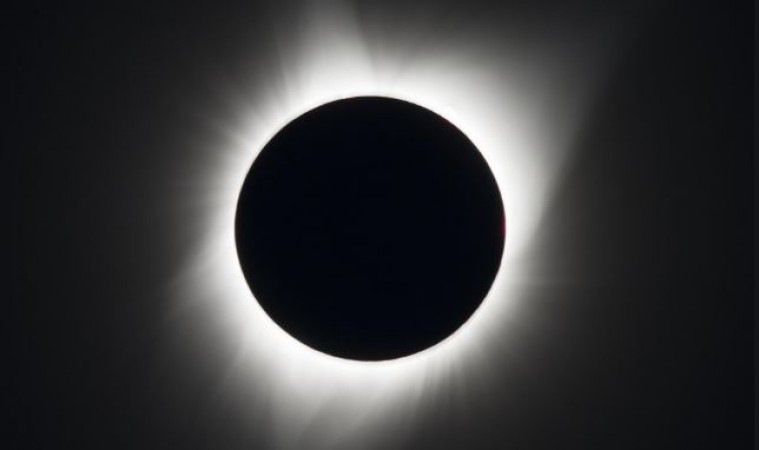 It will take a total solar eclipse at this time, take this one step as ...