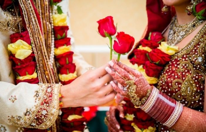 MP: SP will give dinner to couples who invite-only 10 people to the wedding