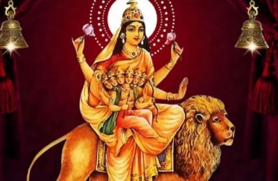 आज जरूर करें देवी माँ के इन शक्तिशाली मंत्रों और पाठ का जाप, पूरी होगी हर मनोकामना