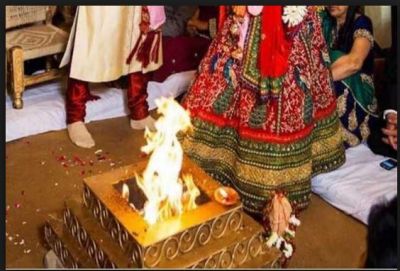 बहन संग भाई ने मंदिर में रचाई शादी, मचा जमकर हंगामा