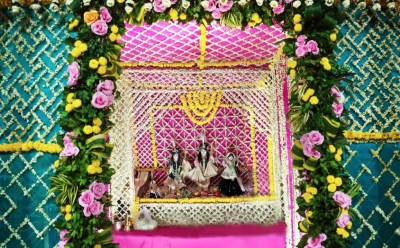रणजीत मंदिर में सजी जानकीनाथ की हवेली, 800 किलो फूलों से हुआ श्रृंगार