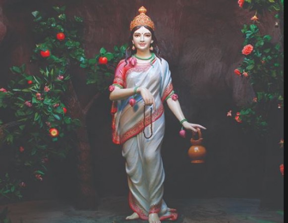 नवरात्रि का दूसरा दिन: 1000 साल तक माता ने खाए थे फल, 3000 साल तक सिर्फ बेलपत्र