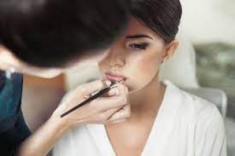 The importance of makeup does not diminish for the bride even after death, why makeup is done before the last rites