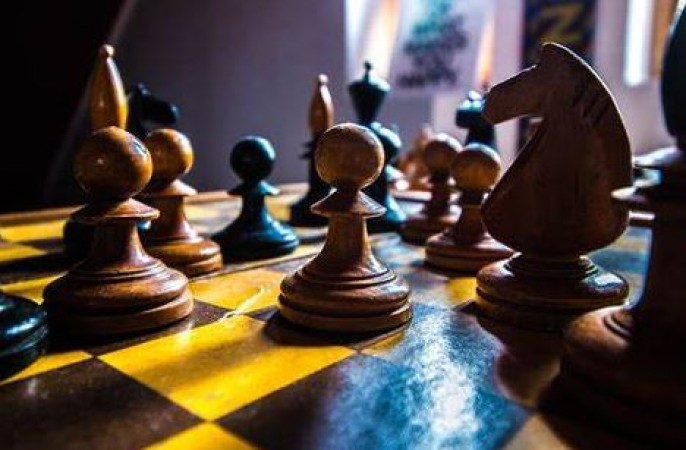 Springfield Olympiads - Did you know? There are more possible iterations of chess  games than there are atoms in the observable universe. This value, known as  the Shannon Number, represents all of