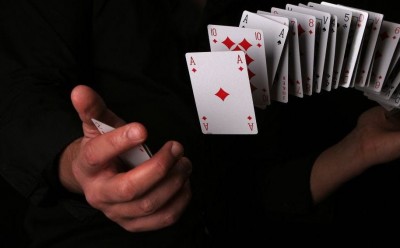 Classic Card Tricks: Unveiling the Enchanting World of Card Magic