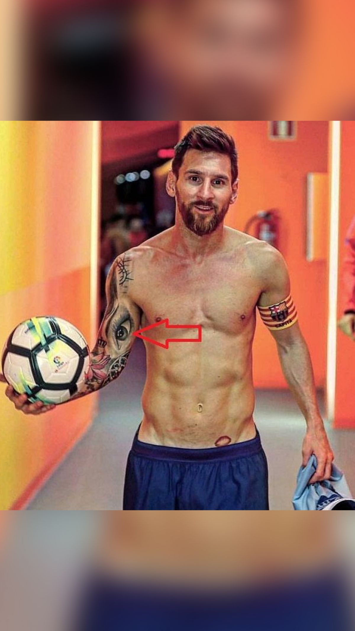 Lionel Messi honours promise by signing fans incredible Barcelona back  tattoo  Daily Star