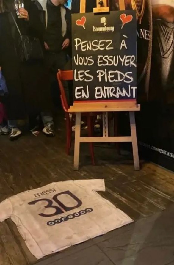 French Bar Uses Messi Shirt as Doormat after World Cup Final - Footy  Headlines