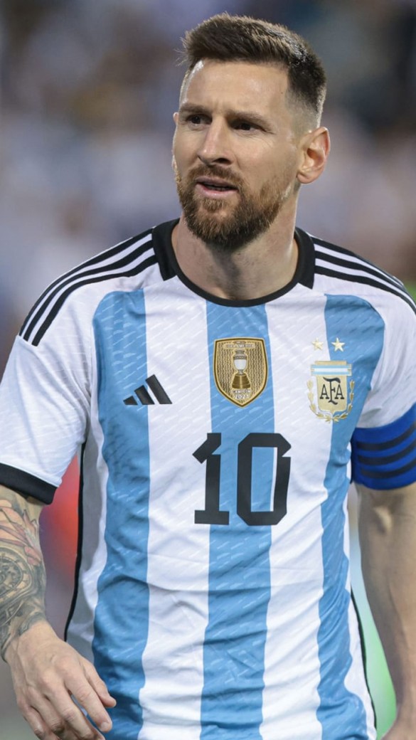 Messi is the worst player in the world!, IShowSpeed explains the reason ...