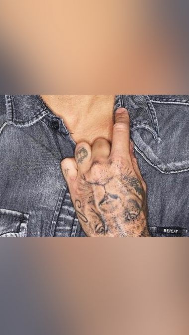 Neymar Jr's first tattoo | Neymar Jr.