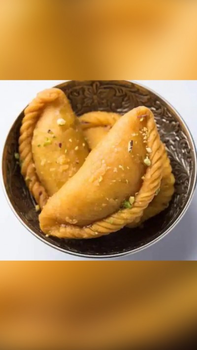 10 delicious and mouth-watering  recipe to try these Diwali