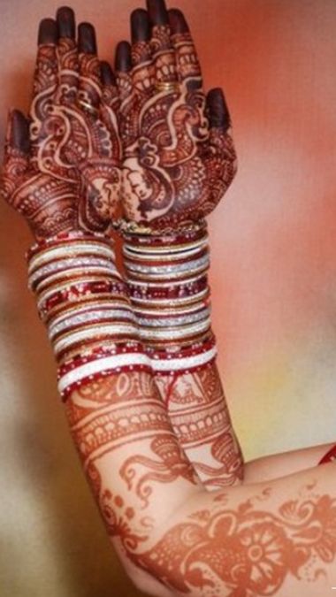 100 Mehndi Designs Easy and Simple for Brides and Party - Craftionary