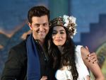 Hrithik Roshan and Pooja Hegde amid the Mohenjo Daro's promotion