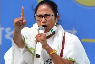 EC responds to CM Mamata's letter, says there was no brawl in Nandigram