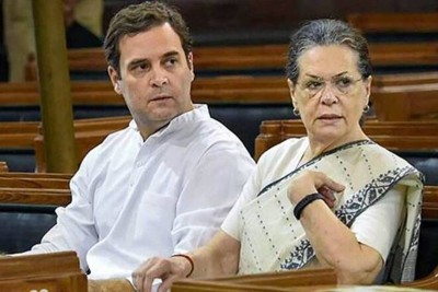 Sonia Gandhi slams the central govt over lack of vaccines said 