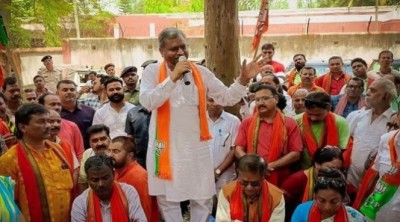 BJP ने माँगा मुख्यमंत्री से इस्तीफा, बिजली-पानी मुद्दे पर सड़कों पर उतरा विपक्ष