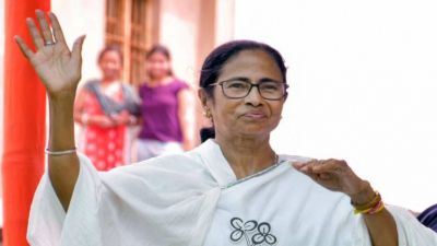 पश्चिम बंगाल: उपचुनाव में मिली शिकस्त से भाजपा के हौसले पस्त, 300 से अधिक कार्यकर्ता TMC में शामिल