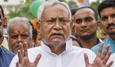 'मुख्यमंत्री शर्म करो, डूब मरो...', CM नीतीश की चुनावी सभा में लोगों ने मचाया हंगामा