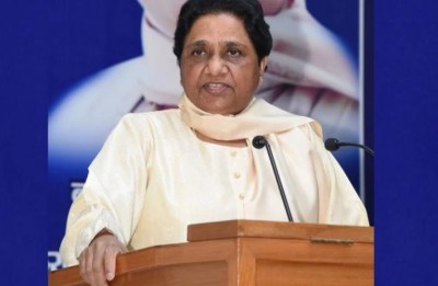 Mayawati called meeting of party office bearers, may take big decision