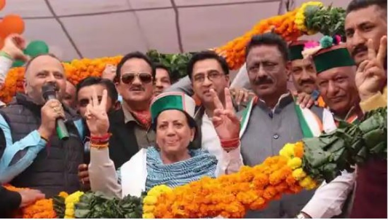 Congress heading toward forming govt in Himachal, 3 ministers of BJP lost elections