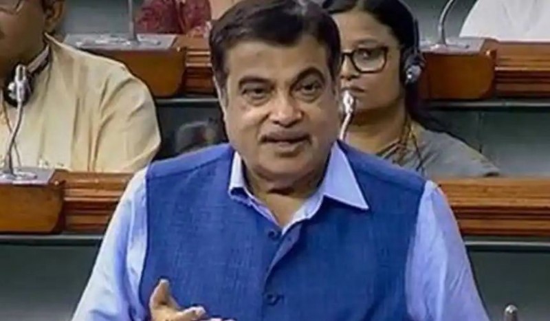 Government constructing 38 KM highways every day, world record to be set very soon - Gadkari