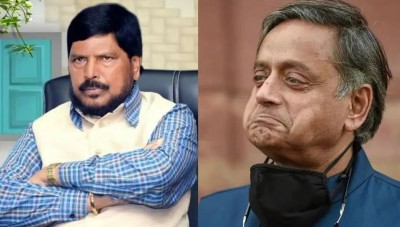 Athawale attacked Shashi Tharoor in poetic style, said...