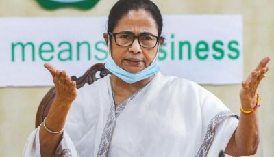 Infighting in Mamata Banerjee's party begins, TMC embroiled in young vs old battle