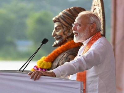 From PM Modi to Rahul Gandhi, these leaders paid tributes to Chhatrapati Shivaji