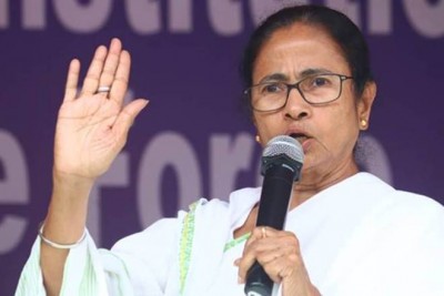 Mamata Banerjee targets government, saying - 'Central government pressure took many lives...'
