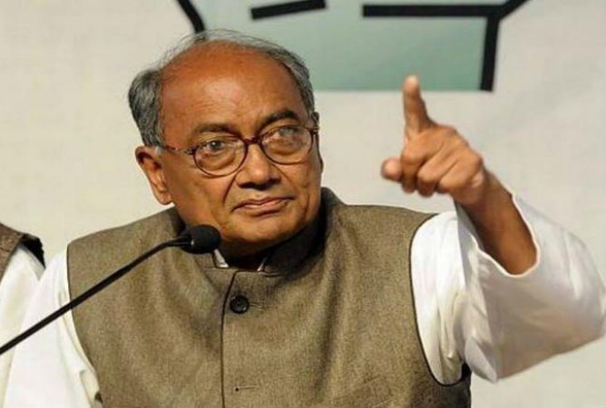 MP: RSS institution gets 10,000 square feet of land, Digvijay Singh stunned
