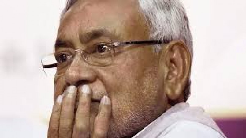CM Nitish's helicopter makes emergency landing, know what happened