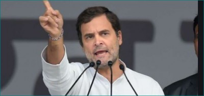 Rahul Gandhi accuses Central government of misleading farmers