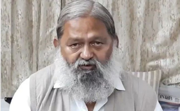 No vaccine, No entry in school for 15 to 18 years: said Anil Vij