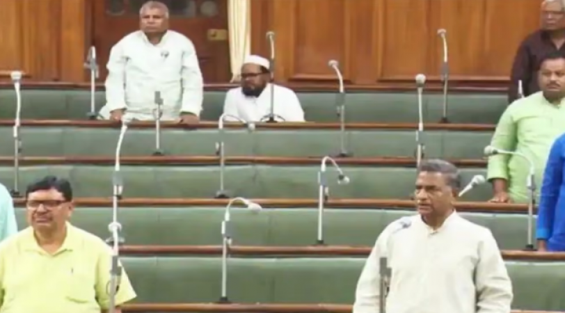 Saud Alam refuses to sing Vande Mataram in Assembly, ruckus creates