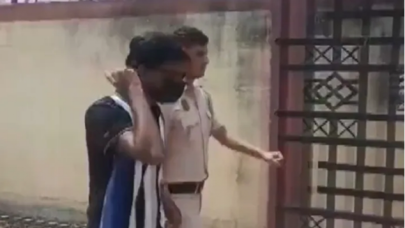 सीतापुर कोर्ट में हुई मोहम्मद ज़ुबैर की पेशी, कड़ी सुरक्षा के बीच यूपी लाई दिल्ली पुलिस