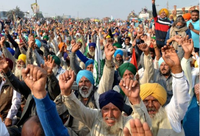 Clash between protesting farmers and cops takes place in Yamuna Nagar