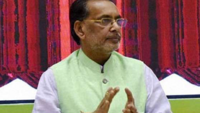 BJP state in-charge Radha Mohan Singh and Governor Anandiben to hold a key meeting today