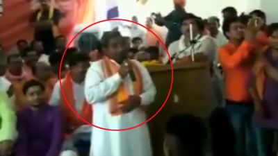 VIDEO: BJP MLA's controversial statement, warned of beating with shoes
