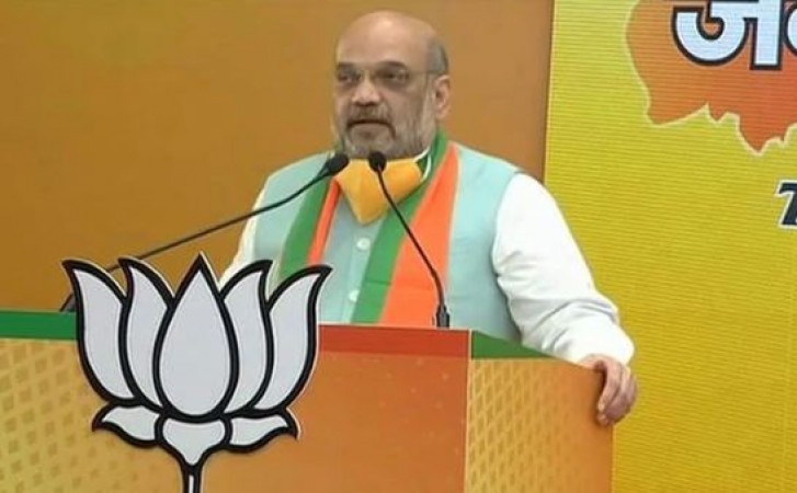 'Mamta Ji opposition of CAA will cost dearly to you': Amit Shah at the mass media rally