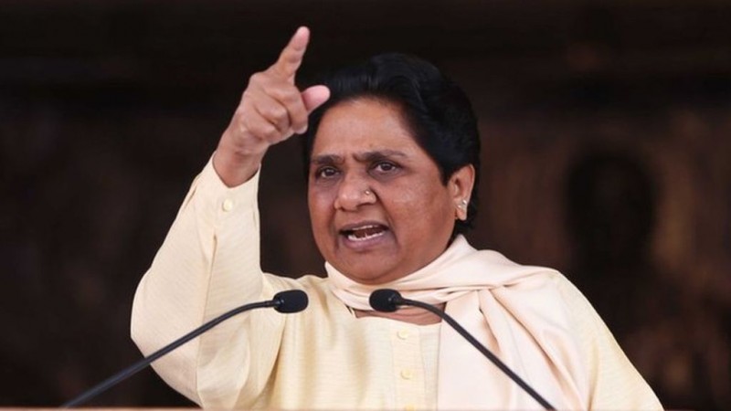 UP: Mayawati raged on BJP before assembly elections