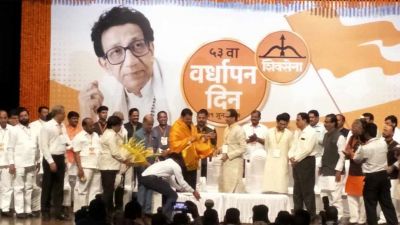 शिवसेना का 53वां स्थापना दिवस, महाराष्ट्र के अगले सीएम को लेकर सियासत तेज